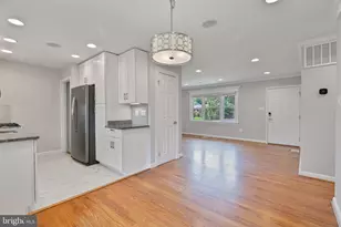 3911 Egan Dr, Fairfax, VA 22030 - Photo 19