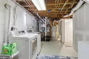 3817 Ren Rd, Fairfax, VA 22030 - Photo 33