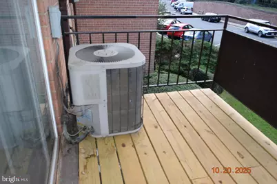 10027 Fair Woods Drive #322, Fairfax, VA 22030 - Photo 3