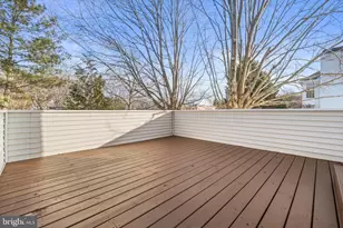 9800 Bolton Village Ct, Fairfax, VA 22032 - Photo 25