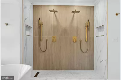 9800 Bolton Village Court, Fairfax, VA 22032 - Photo 33