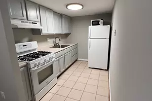 10029 Fair Woods Dr, Fairfax, VA 22030 - Photo 5