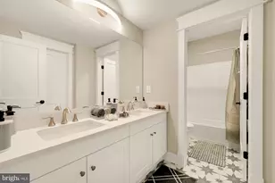 10602 Oak Pl, Fairfax, VA 22030 - Photo 51