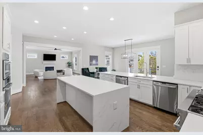 10602 Oak Place, Fairfax, VA 22030 - Photo 21