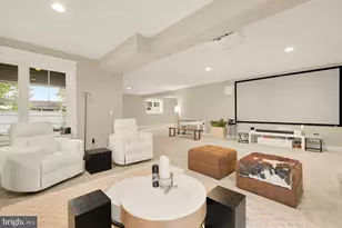 10602 Oak Pl, Fairfax, VA 22030 - Photo 49