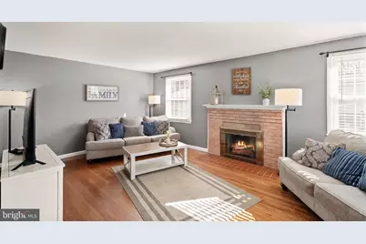 10228 Shiloh Street, Fairfax, VA 22030 - Photo 9