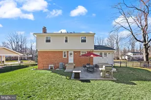 10228 Shiloh St, Fairfax, VA 22030 - Photo 45