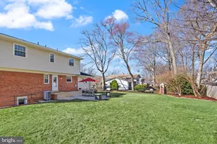 10228 Shiloh St, Fairfax, VA 22030 - Photo 47