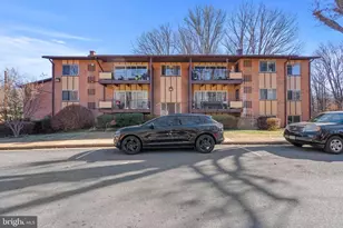 10171 Fair Woods Dr, Fairfax, VA 22030 - Photo 17