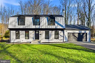 10704 Howerton Ave, Fairfax, VA 22030 - Photo 1