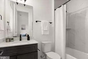 10634 Pocket Pl, Fairfax, VA 22030 - Photo 35