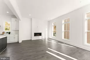 10634 Pocket Pl, Fairfax, VA 22030 - Photo 19