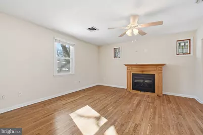 4038 Chestnut Street, Fairfax, VA 22030 - Photo 11