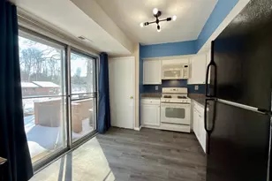 10135 Fair Woods Dr, Fairfax, VA 22030 - Photo 25