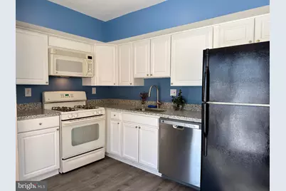 10135 Fair Woods Drive, Fairfax, VA 22030 - Photo 15