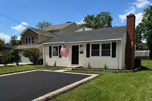4026 Chestnut St, Fairfax, VA 22030 - Photo 1