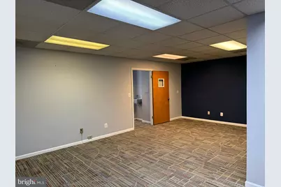 10195 Main Street #T, Fairfax, VA 22031 - Photo 11