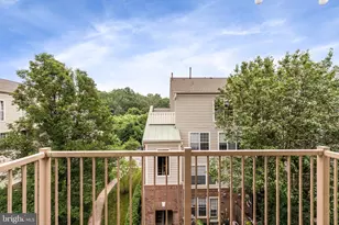 4105 Oxford Ln, Fairfax, VA 22030 - Photo 29