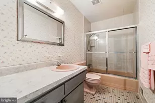 9906 Colony Rd, Fairfax, VA 22030 - Photo 19