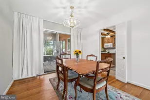 9906 Colony Rd, Fairfax, VA 22030 - Photo 7