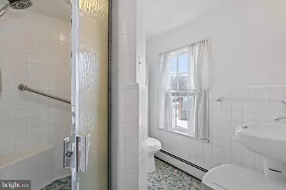 4235 Chain Bridge Road, Fairfax, VA 22030 - Photo 9