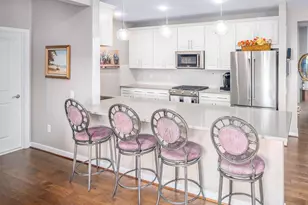 3989 Norton Pl, Fairfax, VA 22030 - Photo 9