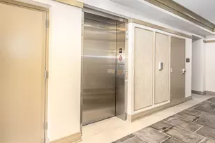 3989 Norton Pl, Fairfax, VA 22030 - Photo 3