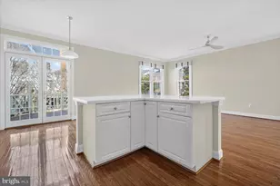 4184 Governor Yeardley Ln, Fairfax, VA 22030 - Photo 19