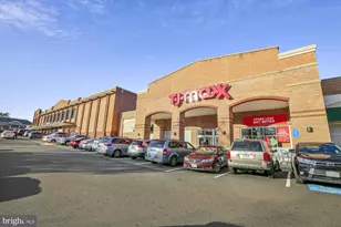 4132 Leonard Dr, Fairfax, VA 22030 - Photo 57