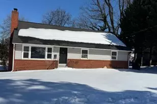 10818 First St, Fairfax, VA 22030 - Photo 1