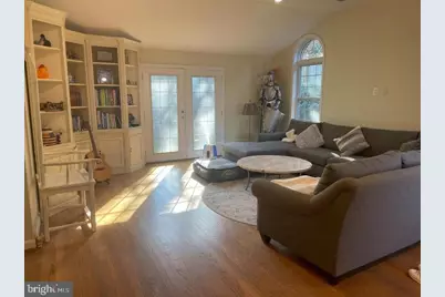 9913 Farr Drive, Fairfax, VA 22030 - Photo 3