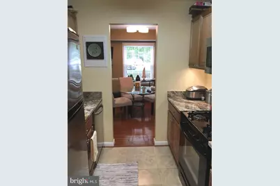 3975 Lyndhurst Drive #101, Fairfax, VA 22031 - Photo 7