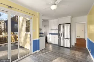 4027 Maple St, Fairfax, VA 22030 - Photo 19