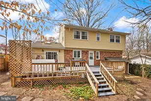 3213 Fair Woods Pkwy, Fairfax, VA 22030 - Photo 29