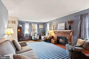 3213 Fair Woods Pkwy, Fairfax, VA 22030 - Photo 7