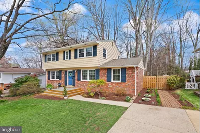 3213 Fair Woods Parkway, Fairfax, VA 22030 - Photo 3