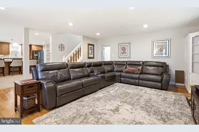 10816 Crest Street, Fairfax, VA 22030 - Photo 5