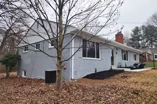 3629 Parklane Rd, Fairfax, VA 22030 - Photo 1