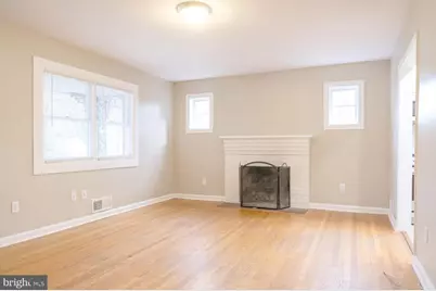 3903 Fairview Drive, Fairfax, VA 22030 - Photo 7