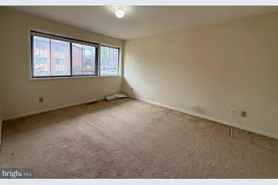 10163 Fair Woods Drive, Fairfax, VA 22030 - Photo 5