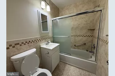 10163 Fair Woods Drive, Fairfax, VA 22030 - Photo 9