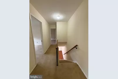 10163 Fair Woods Drive, Fairfax, VA 22030 - Photo 7