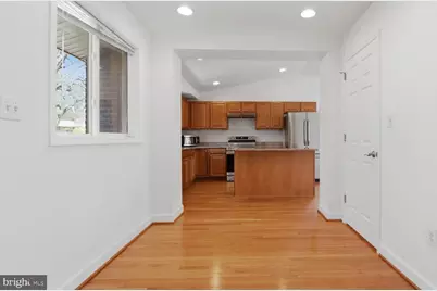 10001 Boxford Court, Fairfax, VA 22030 - Photo 3