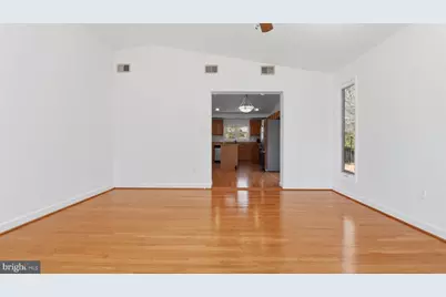 10001 Boxford Court, Fairfax, VA 22030 - Photo 19