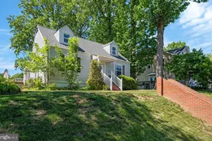 4038 Poplar St, Fairfax, VA 22030 - Photo 3