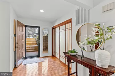 9943 Great Oaks Way, Fairfax, VA 22030 - Photo 7