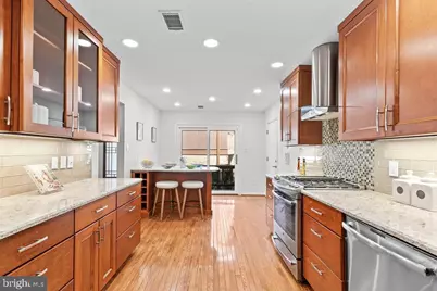 9943 Great Oaks Way, Fairfax, VA 22030 - Photo 25