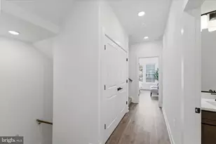 10820 Willow Ter, Fairfax, VA 22031 - Photo 17