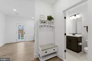 10820 Willow Ter, Fairfax, VA 22031 - Photo 35