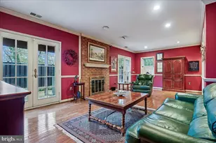 10243 Aspen Willow Dr, Fairfax, VA 22032 - Photo 29